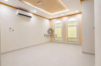 Apartment - 2 Bedrooms - 2 Bathrooms for rent in Al Nuaija Street - Al Nuaija - Doha
