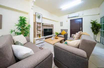 Apartment - 2 Bedrooms - 2 Bathrooms for rent in Al Hitmi - Al Hitmi - Doha