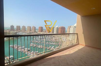 Apartment - 2 Bedrooms - 3 Bathrooms for rent in West Porto Drive - Porto Arabia - The Pearl Island - Doha