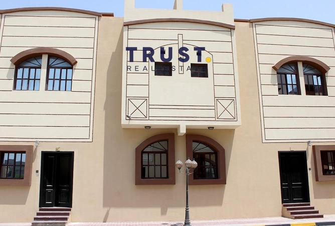 984359 - Property Image 2