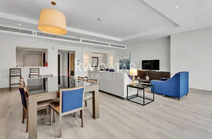 Apartment - 2 Bedrooms - 3 Bathrooms for rent in West Bay - West Bay - Doha