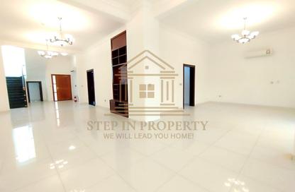 Villa - 5 Bedrooms - 5 Bathrooms for rent in Bu Hamour Street - Abu Hamour - Doha
