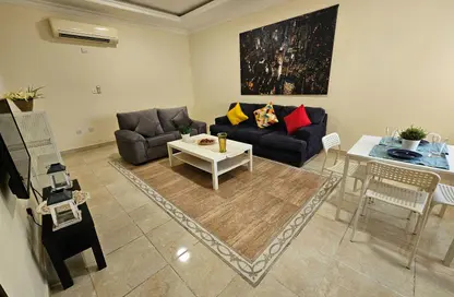 Apartment - 1 Bedroom - 1 Bathroom for rent in Al Dafna - Doha