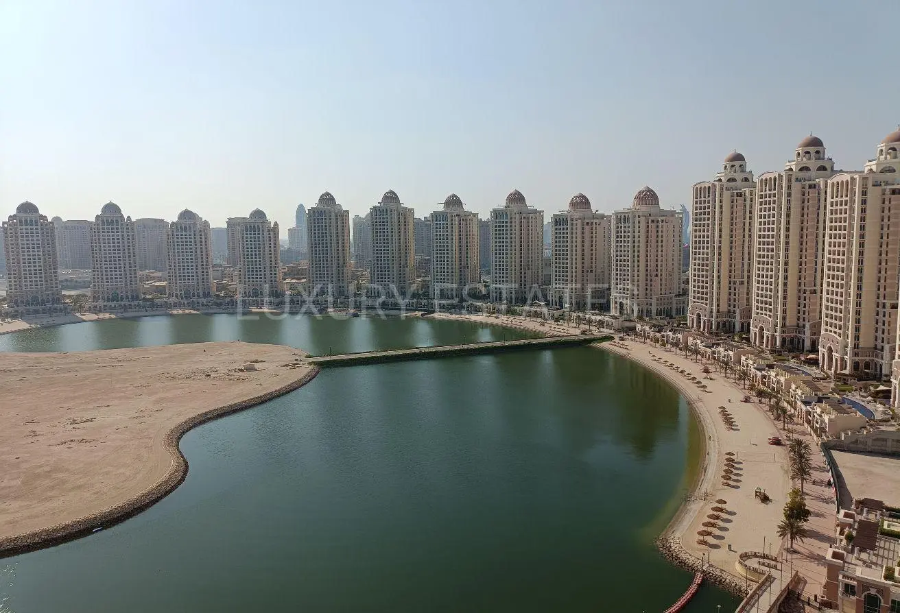 62239557 - Property Main Image