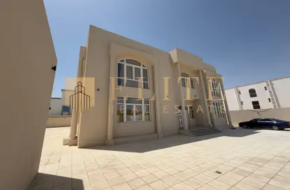 Villa - 7+ Bedrooms - 7+ Bathrooms for rent in Rawdat Al Hamama - Al Daayen
