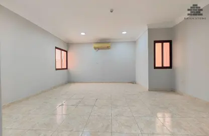 شقة - 2 غرف نوم - 2 حمامات للايجار في منتزه 7 - المنتزه - الدوحة