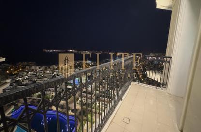 Apartment - 2 Bedrooms - 4 Bathrooms for rent in Floresta Gardens - Floresta Gardens - The Pearl Island - Doha