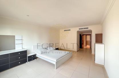 Apartment - 1 - 2 for rent in West Porto Drive - Porto Arabia - The Pearl Island - Doha Apartment - 1 - 2 for rent in West Porto Drive - Porto Arabia - The Pearl Island - Doha