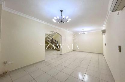 Compound - 5 Bedrooms - 4 Bathrooms for rent in Al Maamoura - Al Maamoura - Doha