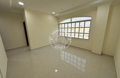 Villa - Studio - 1 Bathroom for rent in Souk Al gharaffa - Al Gharrafa - Doha Villa - Studio - 1 Bathroom for rent in Souk Al gharaffa - Al Gharrafa - Doha