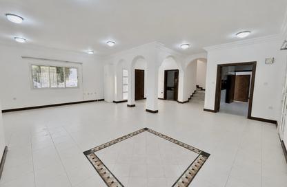 Villa - 3 Bedrooms - 4 Bathrooms for rent in Al Nasr Street - Al Nasr - Doha