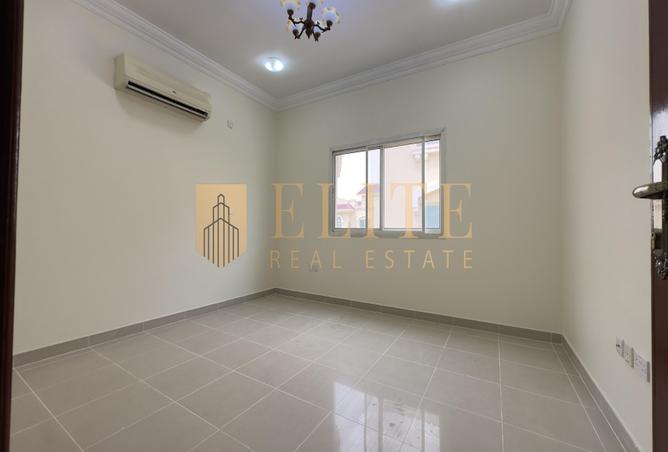 53282121 - Property Image 3