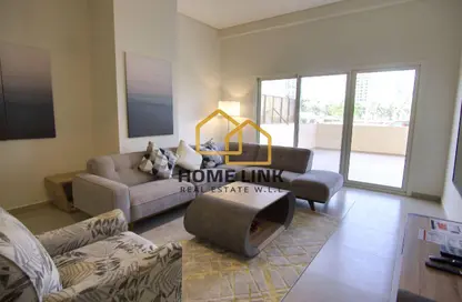 Apartment - 1 Bedroom - 2 Bathrooms for sale in Piazza 1 - La Piazza - Fox Hills - Lusail