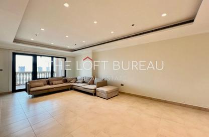 Apartment - 2 Bedrooms - 3 Bathrooms for rent in East Porto Drive - Porto Arabia - The Pearl Island - Doha