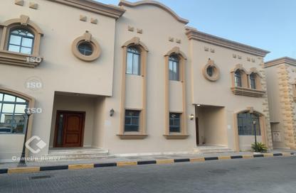 Villa - 3 Bedrooms - 3 Bathrooms for rent in Al Maamoura - Al Maamoura - Doha