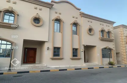 Villa - 3 Bedrooms - 3 Bathrooms for rent in Al Maamoura - Al Maamoura - Doha