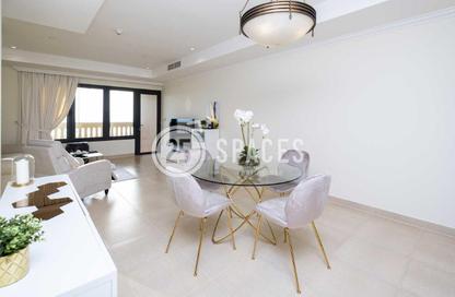 Apartment - 2 Bedrooms - 3 Bathrooms for rent in East Porto Drive - Porto Arabia - The Pearl Island - Doha