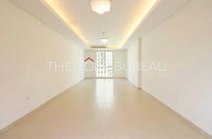 Apartment - 1 Bedroom - 2 Bathrooms for rent in Viva West - Viva Bahriyah - The Pearl Island - Doha