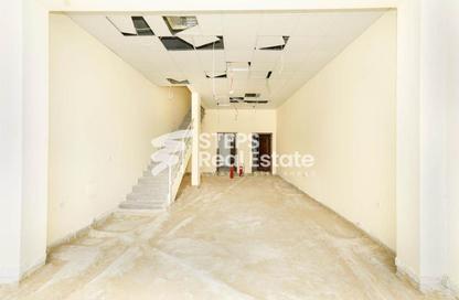 Shop - Studio - 1 Bathroom for rent in Umm Salal Mahammad - Umm Salal City - Doha