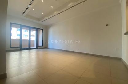 Apartment - 1 Bedroom - 2 Bathrooms for rent in Porto Arabia - The Pearl Island - Doha Apartment - 1 Bedroom - 2 Bathrooms for rent in Porto Arabia - The Pearl Island - Doha