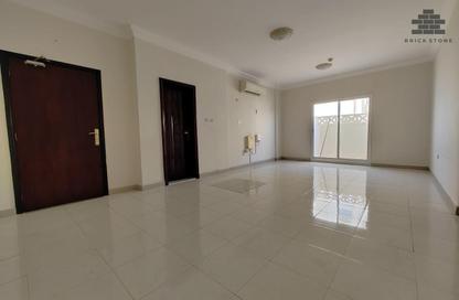 Apartment - 2 Bedrooms - 2 Bathrooms for rent in Muntazah 13 - Al Muntazah - Doha