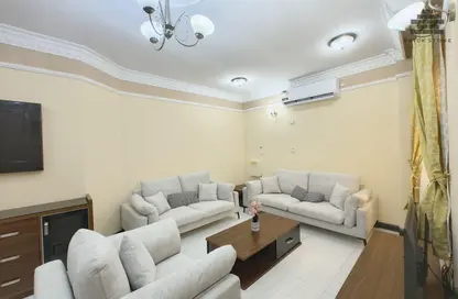 Apartment - 2 Bedrooms - 2 Bathrooms for rent in Muntazah 7 - Al Muntazah - Doha