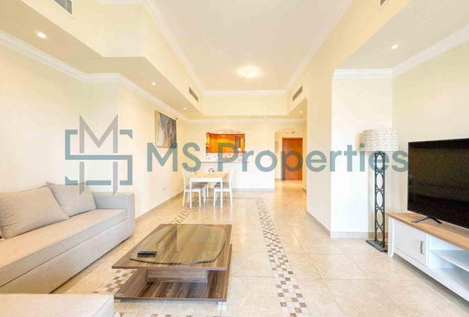 Apartment - 1 Bedroom - 2 Bathrooms for rent in West Porto Drive - Porto Arabia - The Pearl Island - Doha