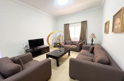 Apartment - 2 Bedrooms - 2 Bathrooms for rent in Al Nasr Street - Al Nasr - Doha
