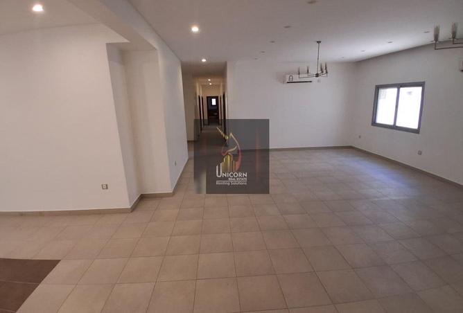 57779603 - Property Main Image