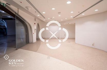 Shop - Studio for rent in Musheireb - Musheireb - Doha