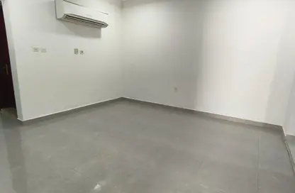 Apartment - 1 Bedroom - 1 Bathroom for rent in Abu Hamour - Doha