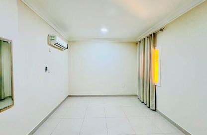 Apartment - 2 Bedrooms - 2 Bathrooms for rent in Old Airport Road - Old Airport Road - Doha