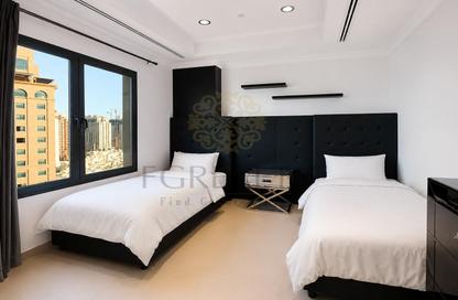 Apartment - 3 Bedrooms - 4 Bathrooms for sale in West Porto Drive - Porto Arabia - The Pearl Island - Doha