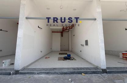 Shop - Studio - 1 Bathroom for rent in Street 871 - Al Duhail South - Al Duhail - Doha