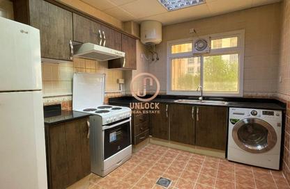 Apartment - 2 Bedrooms - 2 Bathrooms for rent in Al Sadd Road - Al Sadd - Doha Apartment - 2 Bedrooms - 2 Bathrooms for rent in Al Sadd Road - Al Sadd - Doha