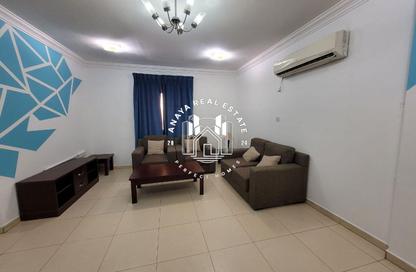 Apartment - 2 Bedrooms - 2 Bathrooms for rent in Al Mansoura - Al Mansoura - Doha