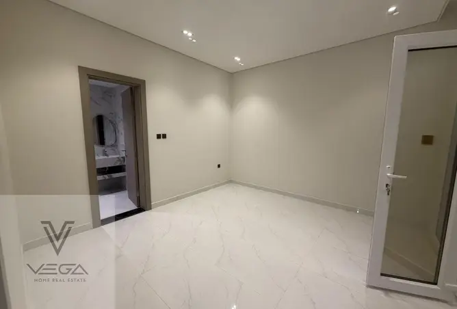 64477999 - Property Image 2