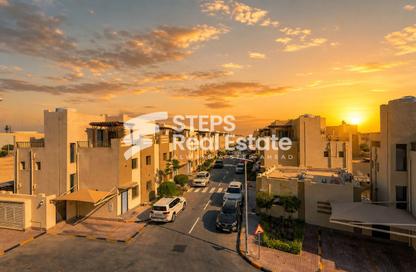Villa - 5 Bedrooms - 4 Bathrooms for sale in Al Wukair - Al Wukair - Al Wakra