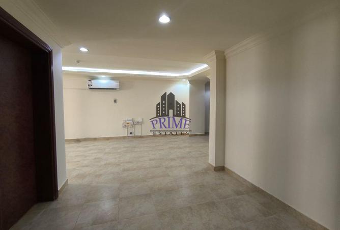 52043653 - Property Image 3