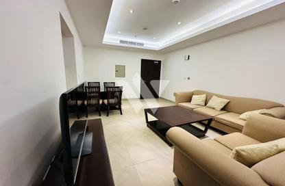 Apartment - 2 - 2 for rent in Umm Ghuwailina - Doha