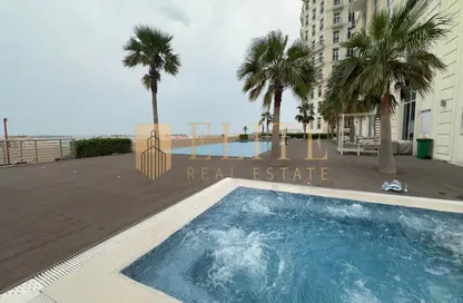 Apartment - 2 Bedrooms - 3 Bathrooms for rent in Floresta Gardens - Floresta Gardens - The Pearl Island - Doha