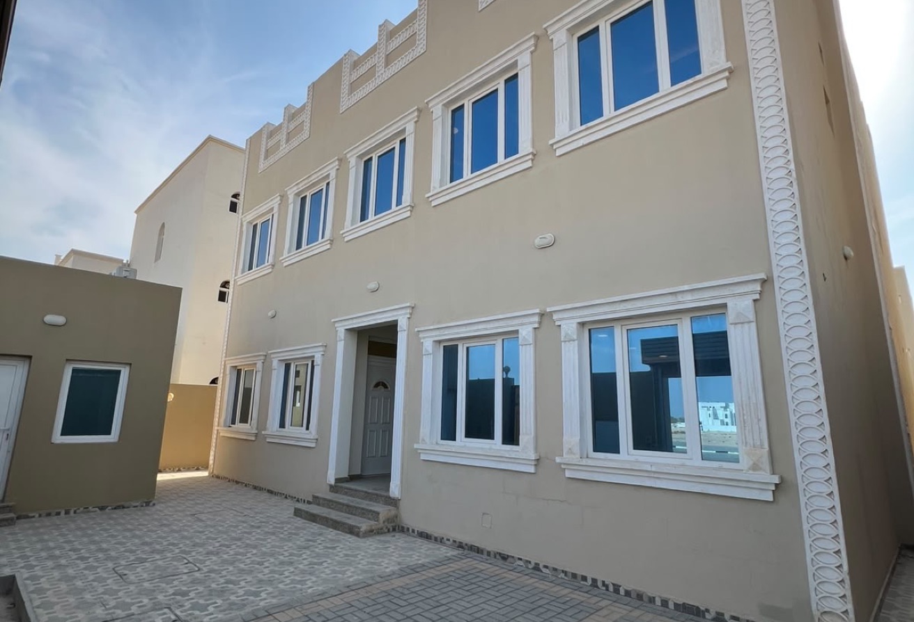8-Bedroom Villa for Rent in Al Kheesa