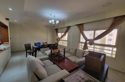 Apartment - 3 Bedrooms - 3 Bathrooms for rent in Muntazah 7 - Al Muntazah - Doha