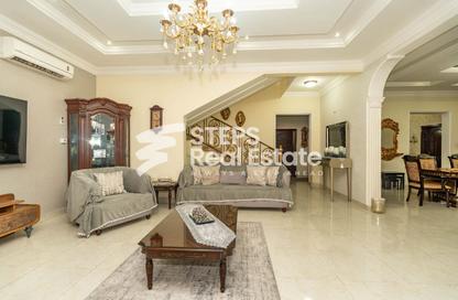 Villa - 6 - 6 for sale in Bu Hamour Street - Abu Hamour - Doha