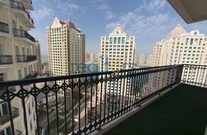Apartment - 2 Bedrooms - 4 Bathrooms for rent in Floresta Gardens - Floresta Gardens - The Pearl Island - Doha