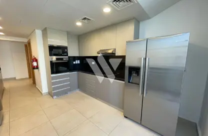 Apartment - 3 Bedrooms - 5 Bathrooms for rent in Floresta Gardens - Floresta Gardens - The Pearl Island - Doha Apartment - 3 Bedrooms - 5 Bathrooms for rent in Floresta Gardens - Floresta Gardens - The Pearl Island - Doha