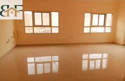 Apartment - 2 Bedrooms - 2 Bathrooms for rent in Al Mansoura - Doha