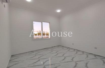 Apartment - 2 - 2 for rent in Madinat Khalifa South - Madinat Khalifa - Doha