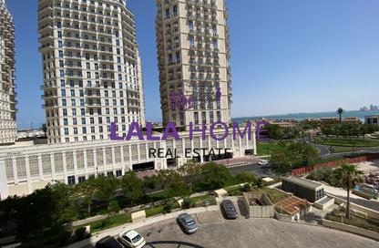 Apartment - 2 Bedrooms - 3 Bathrooms for rent in Viva West - Viva Bahriyah - The Pearl Island - Doha