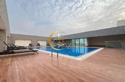 Apartment - 2 Bedrooms - 3 Bathrooms for rent in Al Sadd Road - Al Sadd - Doha